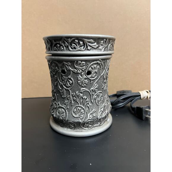 Scentsy Other - Scentsy Full Size Retired "Silvervine"‎ Wax Warmer